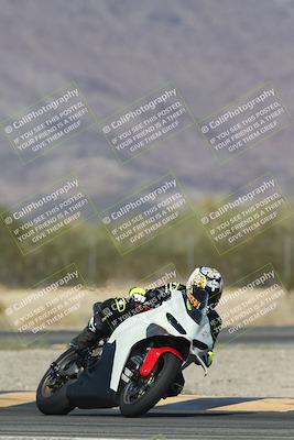 media/Oct-30-2025-Racers Edge (Thu) [[dabbdaf680]]/3-B Group/Session 5 (Turn 6)/